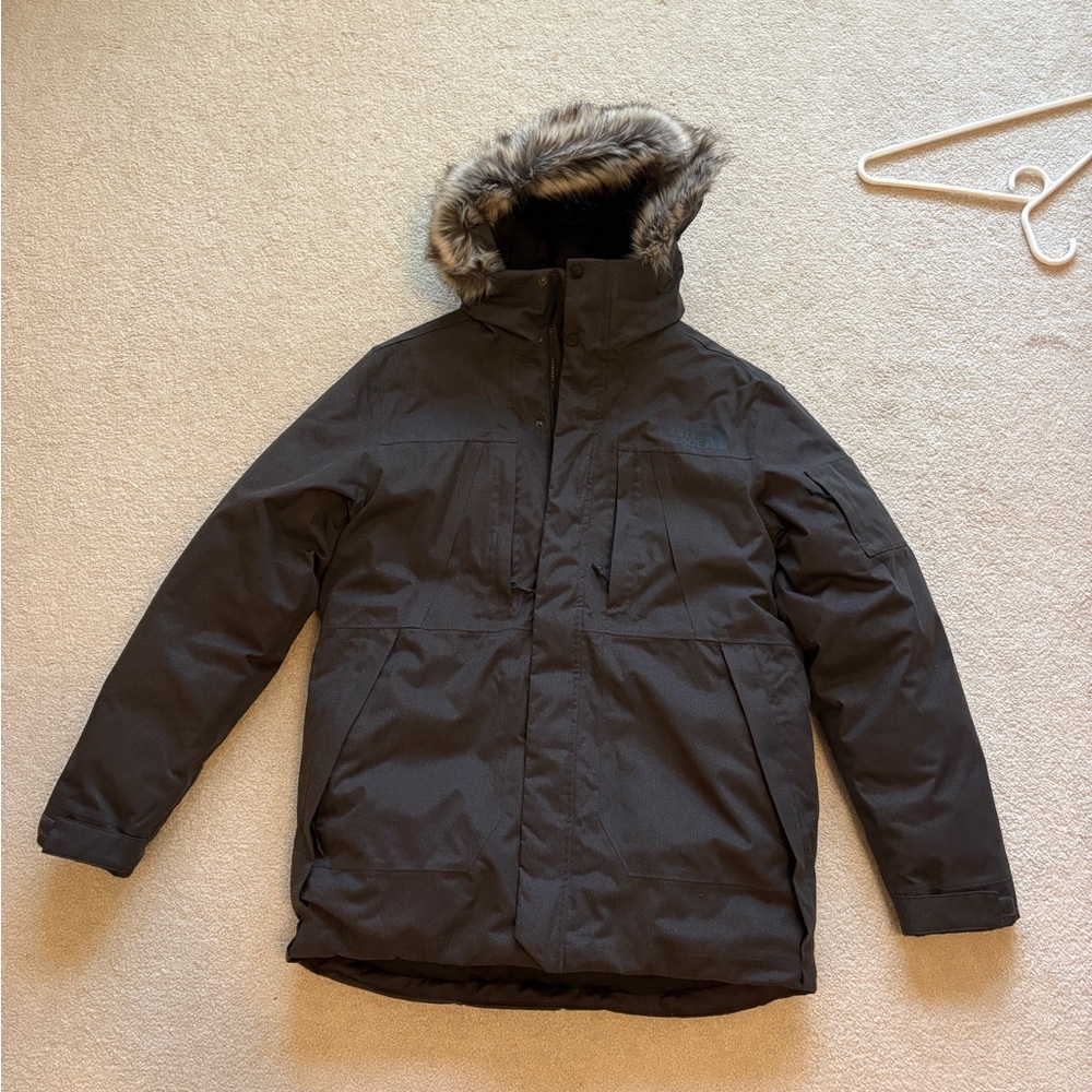 The North Face Men's Outer Boroughs parka size Large